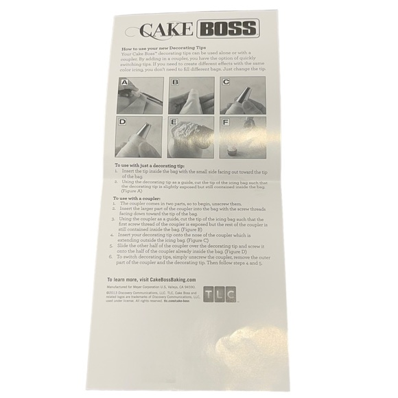 Cake Boss Winter Decorating Kit 25 Pieces Cutters Icing Bags Decorating Tips NEW - Picture 6 of 10